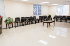 _0002_Waiting-Room